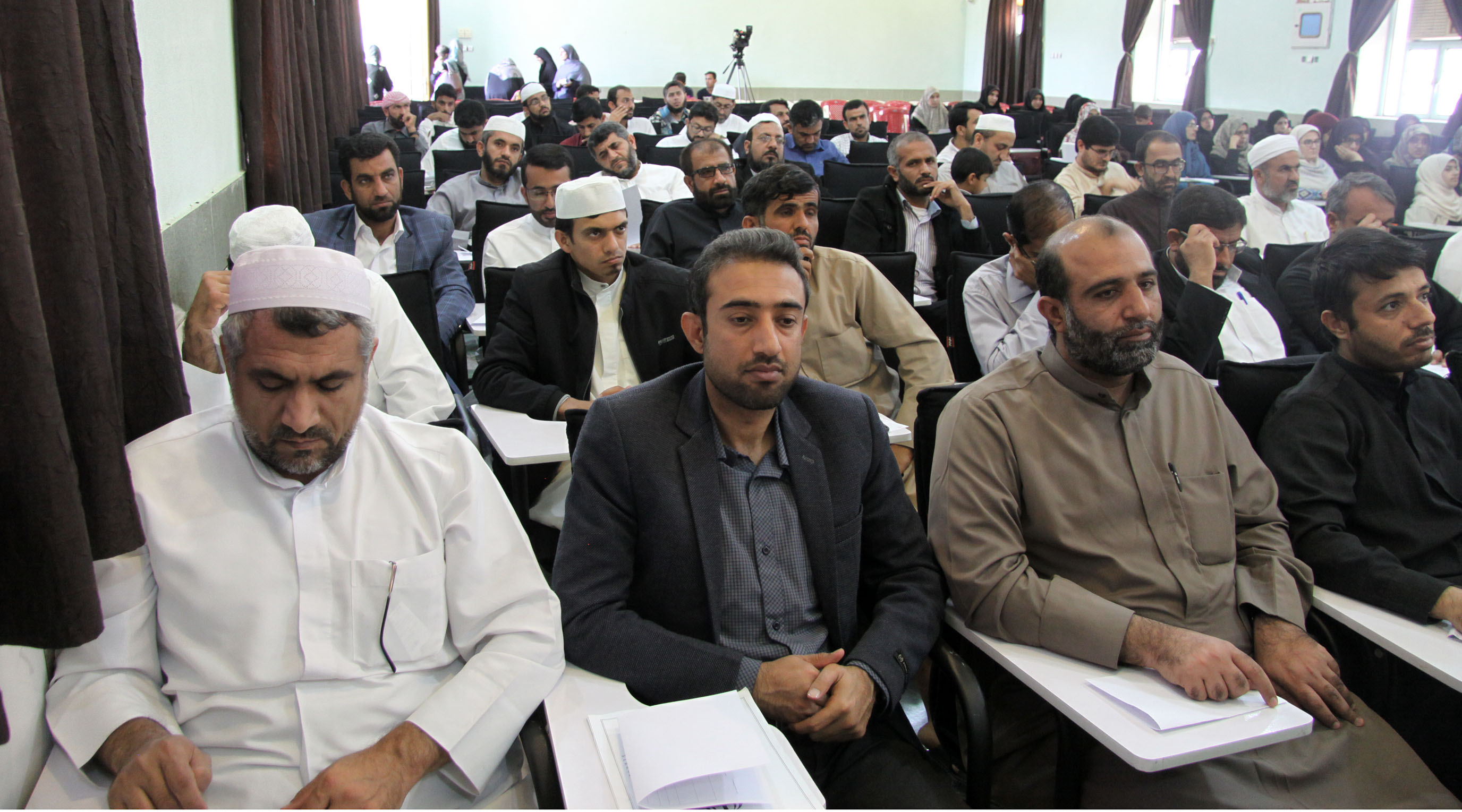 اولین همایش علمی تفریحی دانش آموختگان شورای عالی مدارس اهل سنت و جماعت جنوب ایران ویژه مجتمع دینی بستک 5
