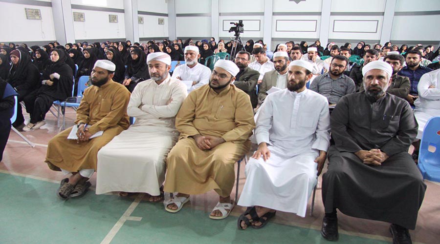 اولين همايش معلمين و دانش آموختگان قرائت مجوده-معاونت امور قرآني مجتمع ديني بستك2