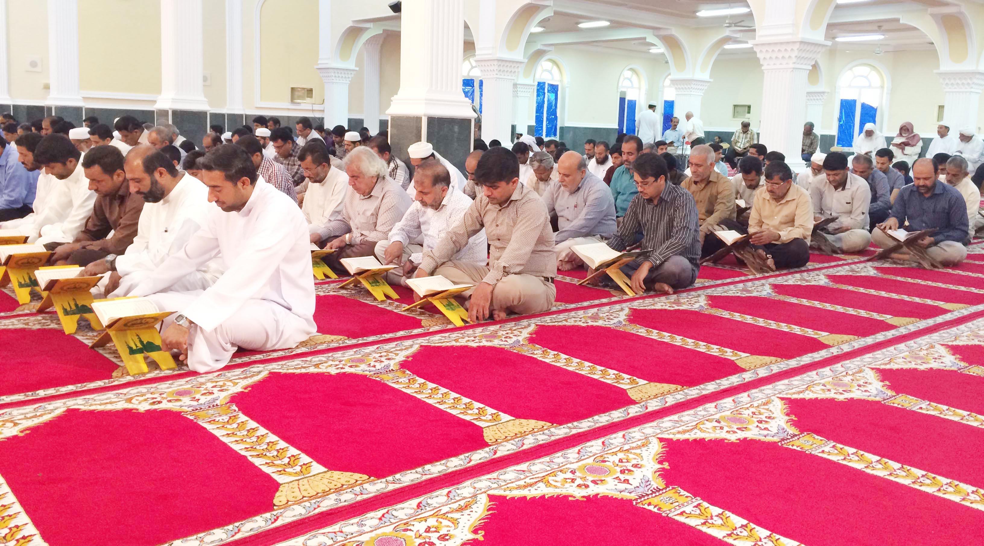 ضبط تلاوت قرآن کریم در مسجد جامع بستک به مدت 10 روز _13