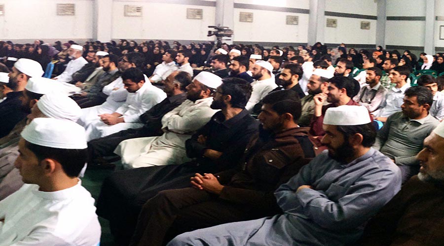 اولين همايش معلمين و دانش آموختگان قرائت مجوده-معاونت امور قرآني مجتمع ديني بستك1