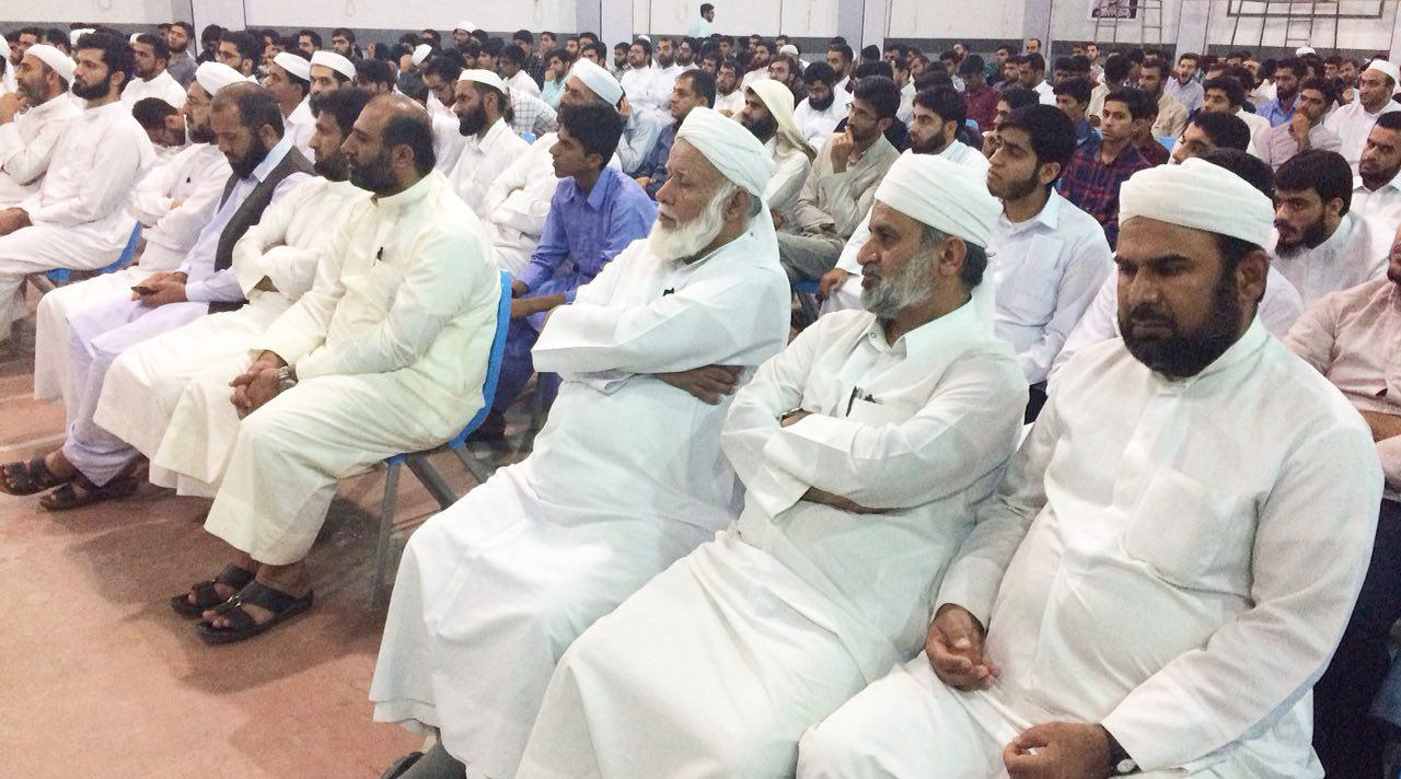 همايش بزرگ طلاب دهه ي ٨٠ و ٩٠ مدرسه علوم ديني سلطان العلماء 2