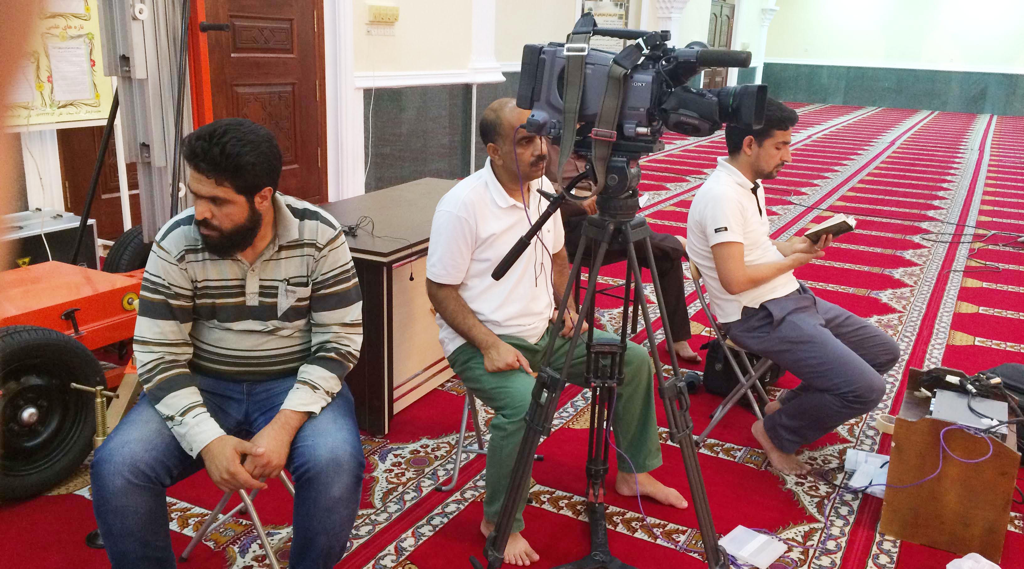 ضبط تلاوت قرآن کریم در مسجد جامع بستک به مدت 10 روز _4